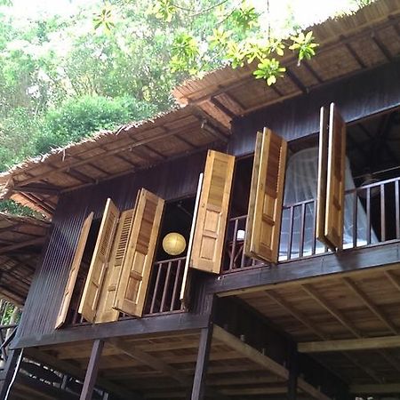 Bagus Place Retreat Kampong Mukut Exterior photo