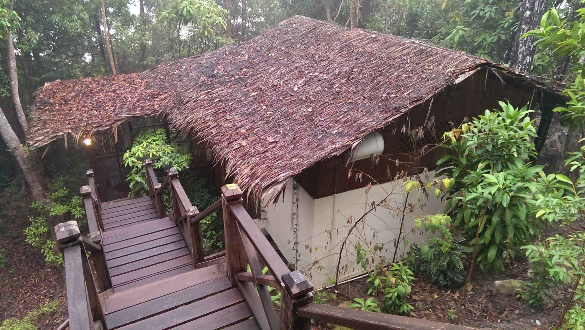 Bagus Place Retreat Kampong Mukut Exterior photo